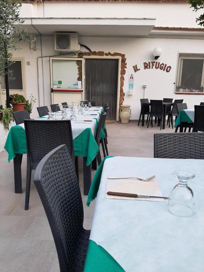 Osteria B&B Il Rifugio Пескічі Екстер'єр фото